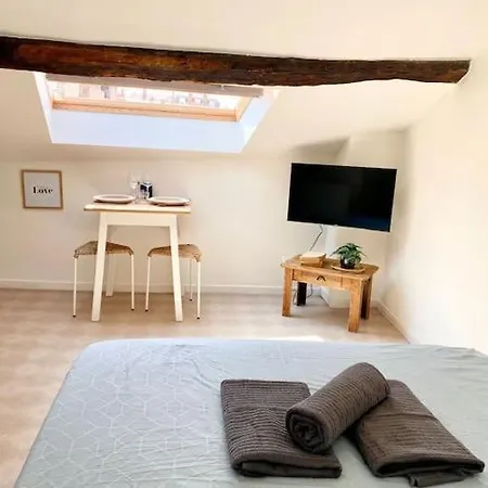 La Bonne Qui Revait D Opera